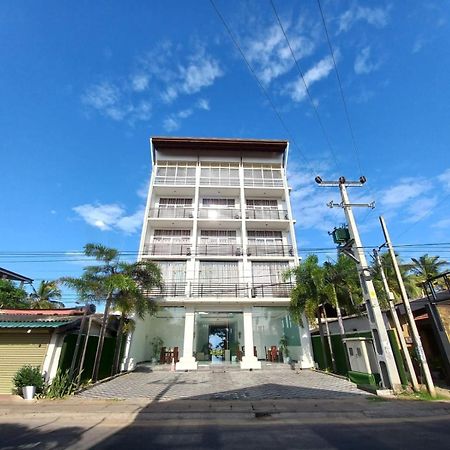 Beverly Beach Negombo Exterior photo