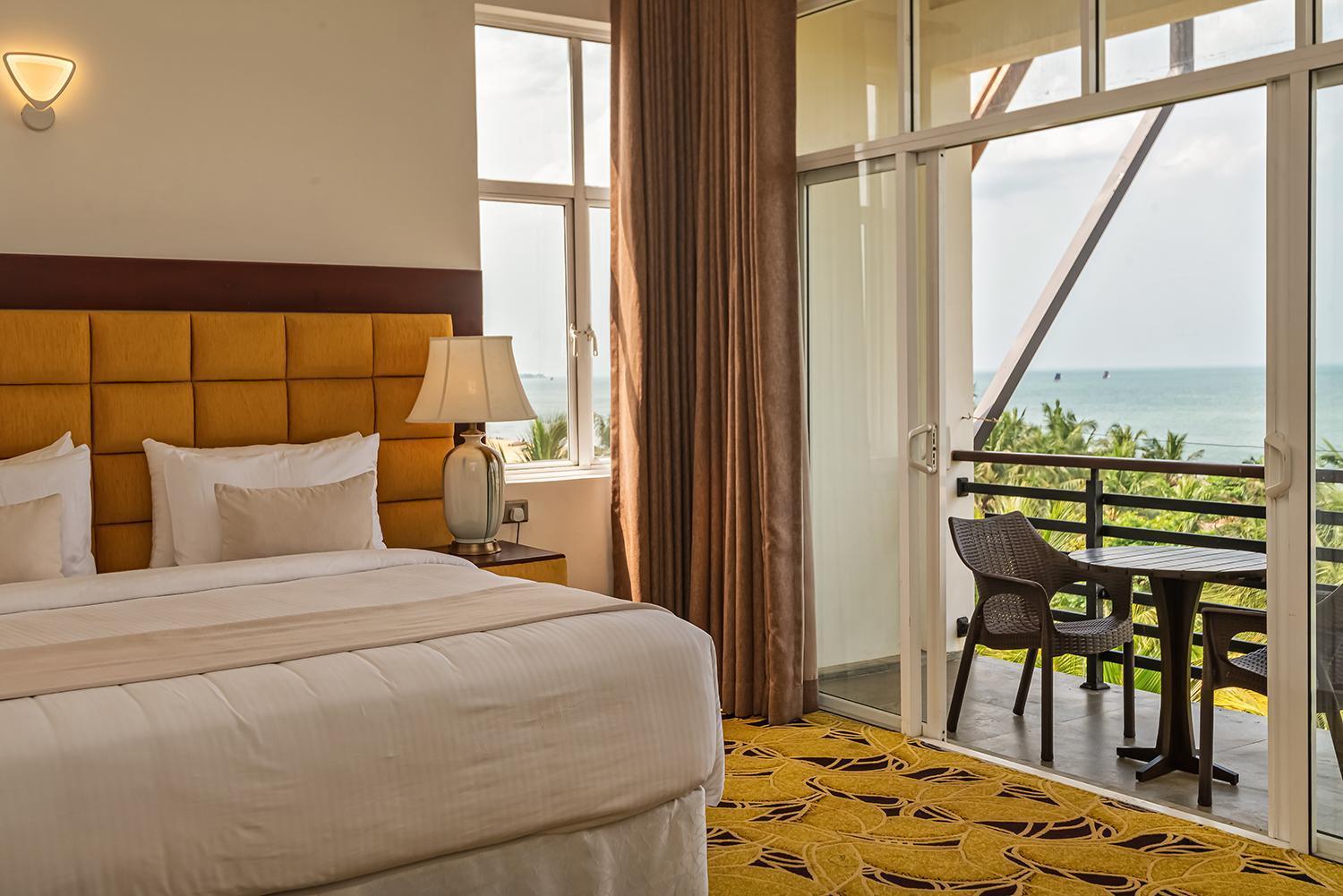 Beverly Beach Negombo Exterior photo