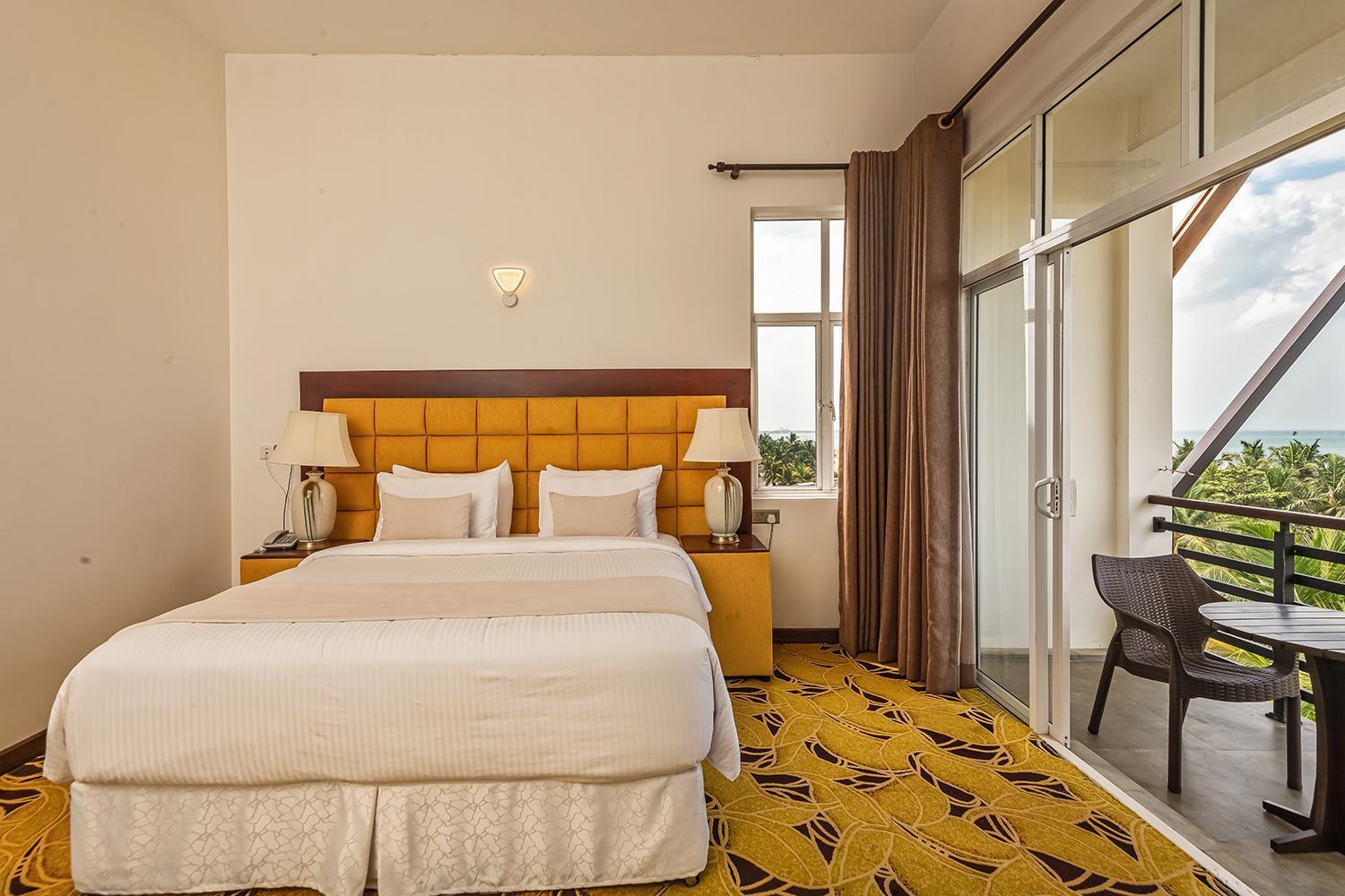Beverly Beach Negombo Exterior photo