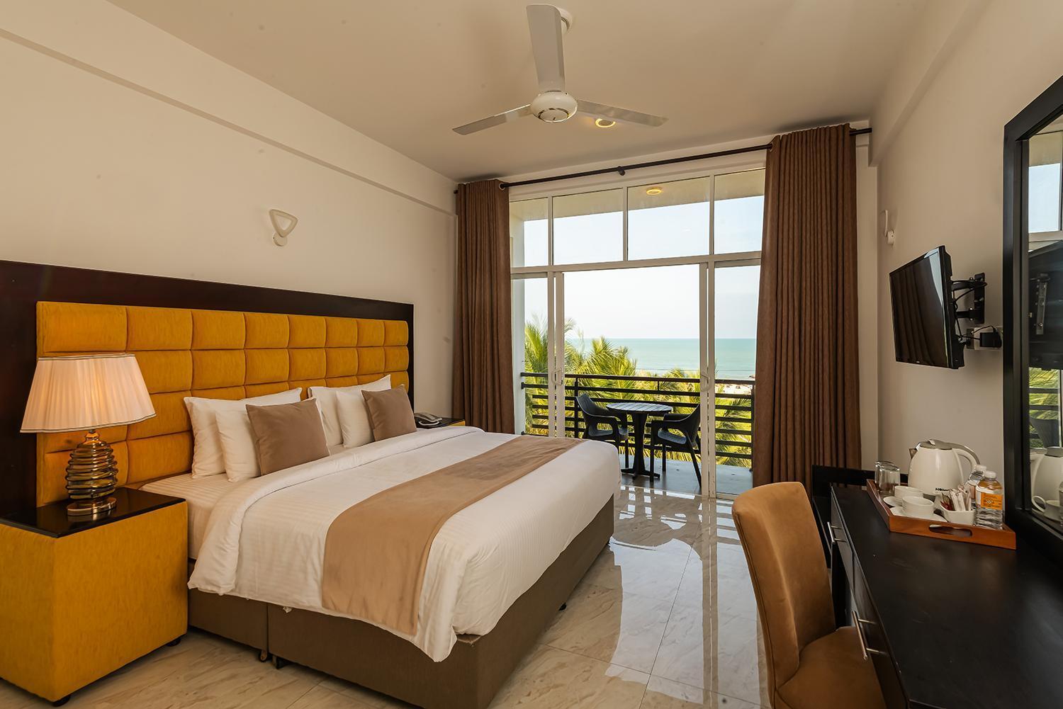Beverly Beach Negombo Exterior photo