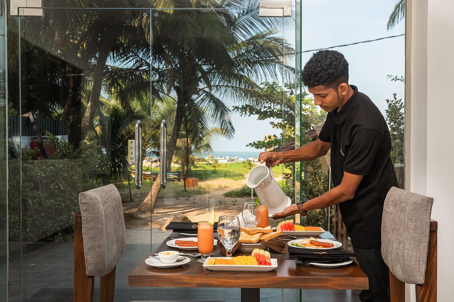 Beverly Beach Negombo Exterior photo